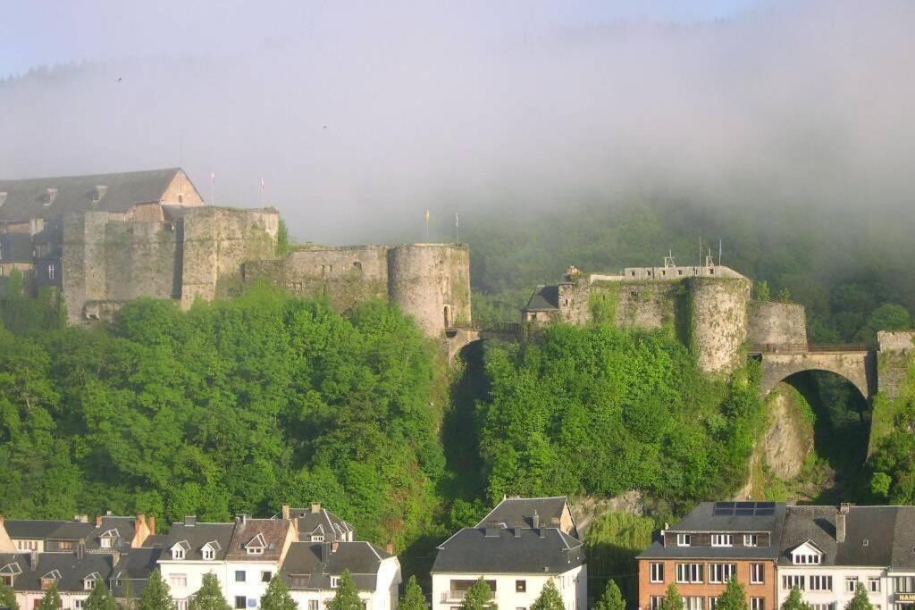 A Bouillon, Appartement Vintage Vue Sur Le Chateau 외부 사진