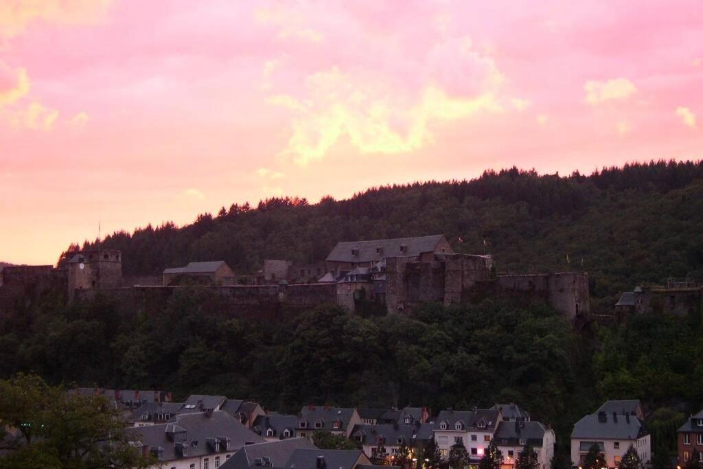 A Bouillon, Appartement Vintage Vue Sur Le Chateau 외부 사진